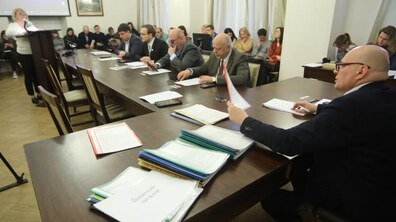 Фото: Виконком затвердив рішення Про фінансову підтримку громадських та інших неприбуткових організацій у 2019 році