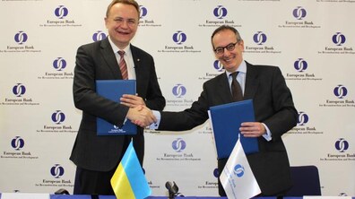 Фото: Львівська міська рада підписала договір гарантії з ЄБРР щодо закупівлі 50 нових тролейбусів місцевого виробника та оновлення транспортної інфраструктури