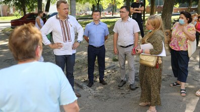 Фото: У Львові на вул. Науковій буде простір для людей поважного віку