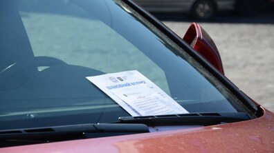 Фото: Інспектори з паркування отримуватимуть не менше 10 тис. гривень заробітної плати