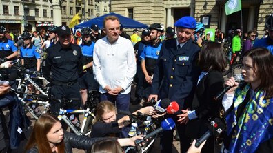 Фото: З понеділка у Львові працюватиме велопатруль: для наступних велопатрулів місто допоможе купити велосипеди