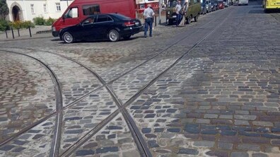Фото: На перехресті вулиць Підвальна-Руська завершено роботи та прокладено 50 м нової колії