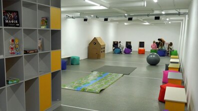 Фото: Укриття п’яти львівських шкіл переробили на креативні простори (відео)