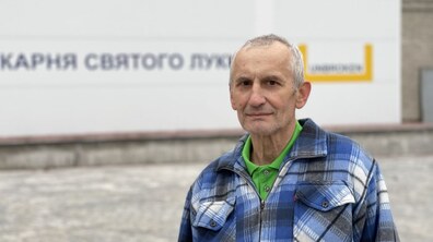 Фото: Львівські медики врятували донеччанина, якого поранило уламками російської ракети