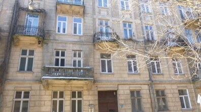 Фото: Продаж нежитлового приміщення на вул. М. Леонтовича, 5