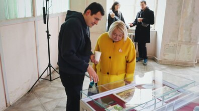 Фото: У Домі42 відкрили серію лабораторних виставок «Оригіналом будемо милуватися після»