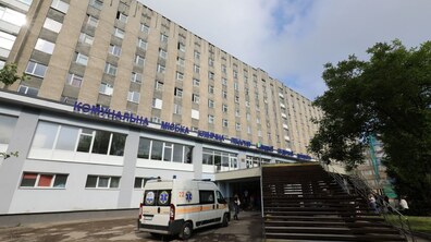 Фото: «Нам дали погодження служби авіації, щоб зробити вертолітний майданчик в лікарні швидкої допомоги», — Андрій Садовий
