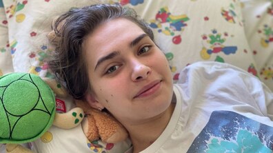 Фото: До Львова госпіталізували 15-річну харків’янку, яка потрапила під обстріли касетними бомбами