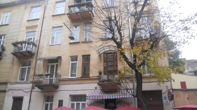 Фото: Інформаційне повідомлення про проведення електронного аукціону щодо приватизації об’єкта малої приватизації за адресою: м. Львів, вул. Туган-Барановського М., 30