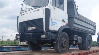 Фото: Львів відправив Херсону два МАЗи для ліквідації наслідків підриву Каховської ГЕС