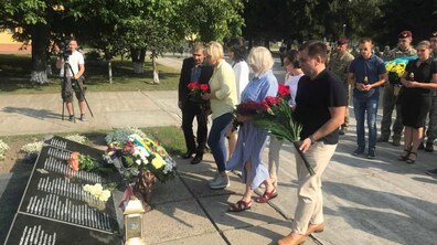 Фото: Львів вшанував полеглих воїнів