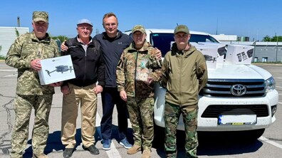 Фото: Мер Львова відвідав захисників на Запорізькому напрямку та передав техніку від громади міста