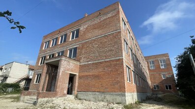 Фото: Місто відновить роботи з будівництва корпусу гімназії «Провесінь» (відео)