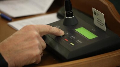 Фото: Міська рада підтримала електронну петицію «Про здійснення реконструкції площі Довженка»