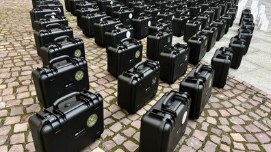 Фото: Місто закупило і передало захисникам понад 130 безпілотників