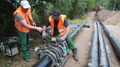 Фото: ЛМКП «Львівводоканал» проводить заміну аварійної ділянки водопроводу в м. Винники: можливі затримки із подачею води у Личаківський район Львова 