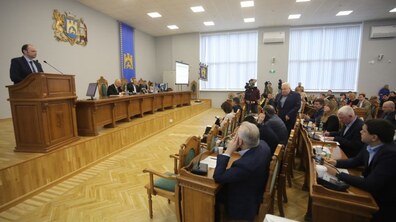 Фото: На сесії прийняли рішення про регулювання діяльності МАФів