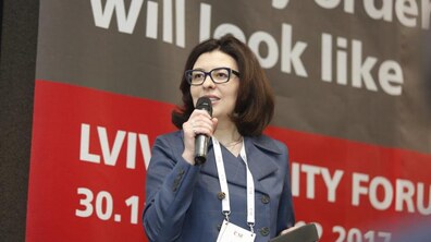 Фото: «Армія створюється заради і в інтересах суспільства, тому повинна бути підзвітна суспільству», - Оксана Сироїд