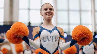 Фото: Львів’янки вибороли перше місце на Всеукраїнській шкільній лізі з черліденгу
