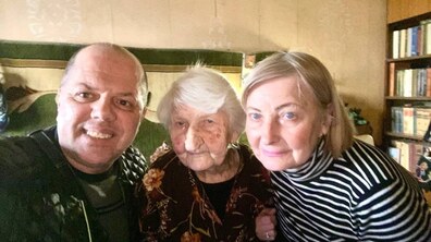Фото: Львів вітає довгожителів: свій 101-й рік відзначила Галина Черняшкіна