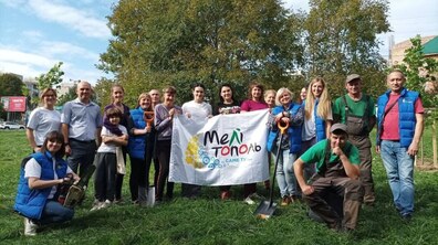 Фото: В одному з парків Львова висадили дерева до 240-річчя Мелітополя