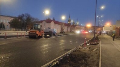 Фото: Вул. Чернівецька повністю заасфальтована: для руху транспорту відкриті обидві смуги