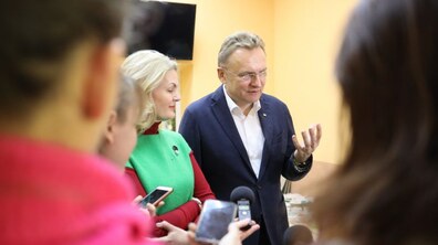 Фото: А. Садовий: «Основним для роботи зараз ми маємо паркінг на пл Петрушевича»