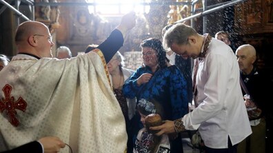 Фото: Сьогодні у Львові спільно освятили великодні продуктові набори для найбільш потребуючих мешканців