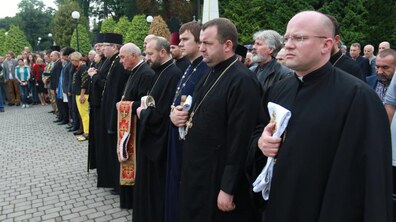 Фото: На Личаківському кладовищі відбулося поминальне віче