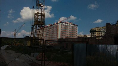 Фото: Міська рада вчергове застерігає мешканців бути обережними та не купувати квартири у неперевірених забудовників