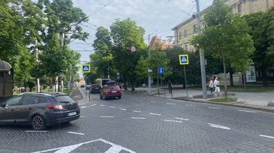 Фото: У центрі Львова на одному з перехресть змінили організацію дорожнього руху