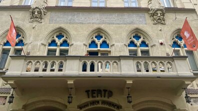 Фото: Театр Курбаса просить додаткові поверхи у будинку, в якому працюють актори (відео)