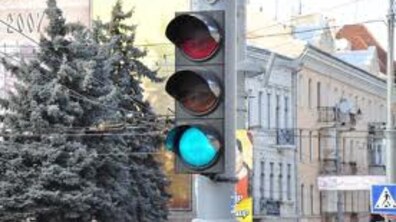 Фото: Через ремонт світлофора на розі вул. І.Франка – вул. Князя Романа не працюють світлофори на вул. Дорошенка та вул. Словацького
