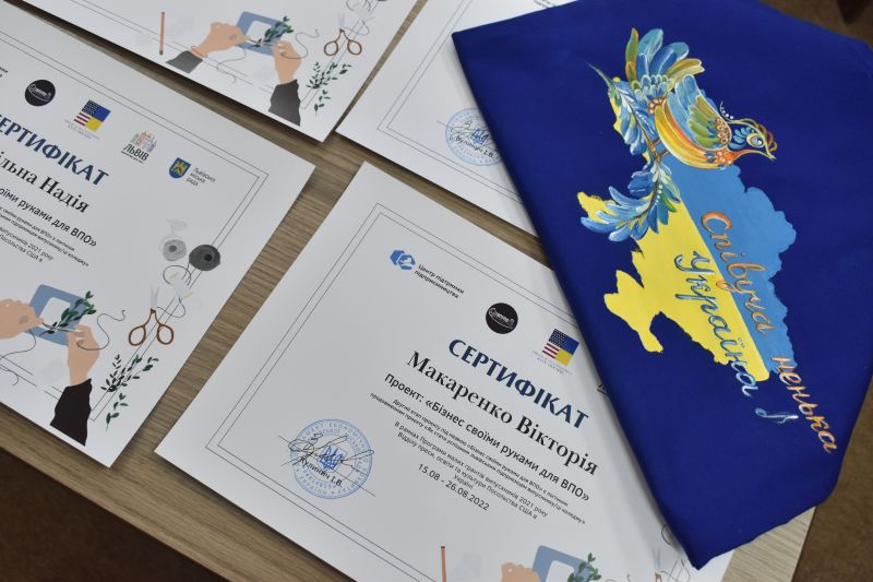 Фото 7: Проект &laquo;Бізнес своїми руками для ВПО&raquo; за підтримки Відділу преси, освіти та&nbsp;культури Посольства США в&nbsp;Україні