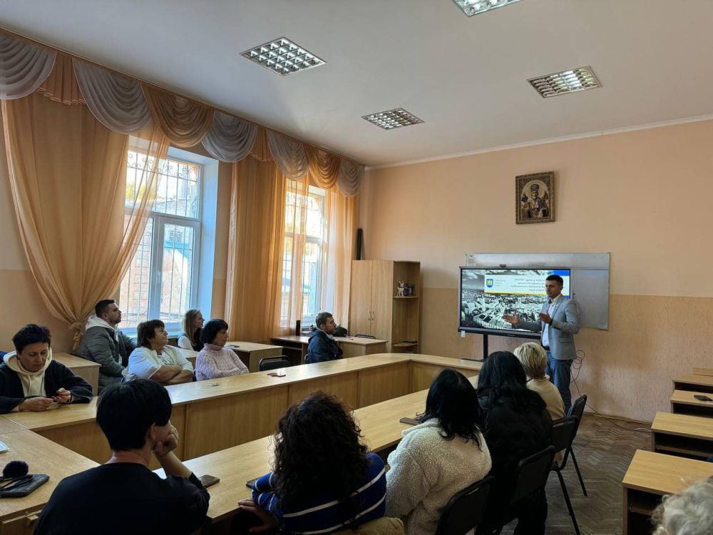 Фото 1: Сортування відходів у навчальних закладах: школа №33 приєдналася до проєкту